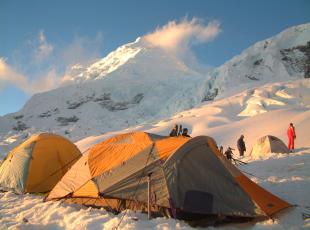 Huascaran 6768 msnm la plus haute montagne au Pérou quilcayhuanca pisco guides de montagne UIAGM