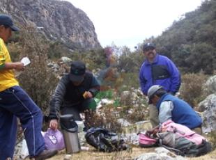 Tocllaraju - Ishinca Escalada