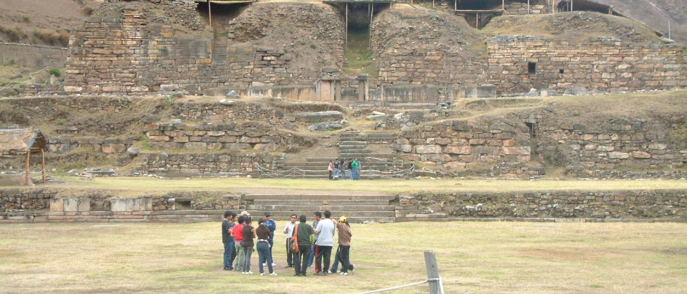 olleros - chavin -cordillera blanca - Trekking - Huaraz - Peru mountain guides