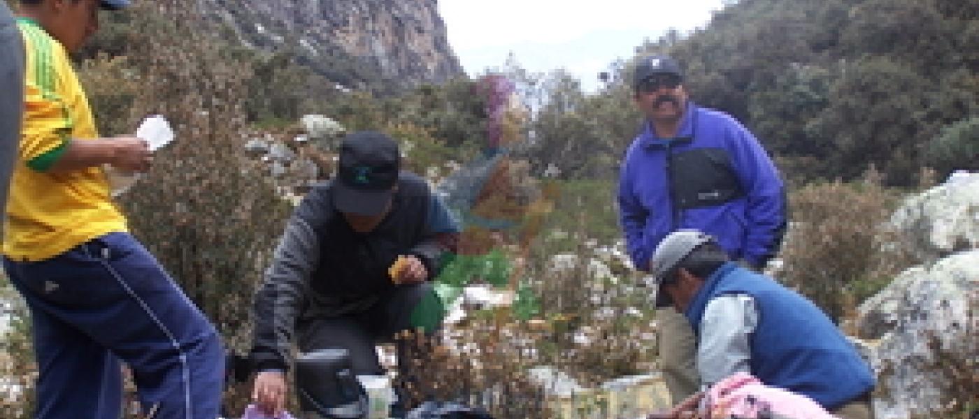 Tocllaraju - Ishinca Escalada